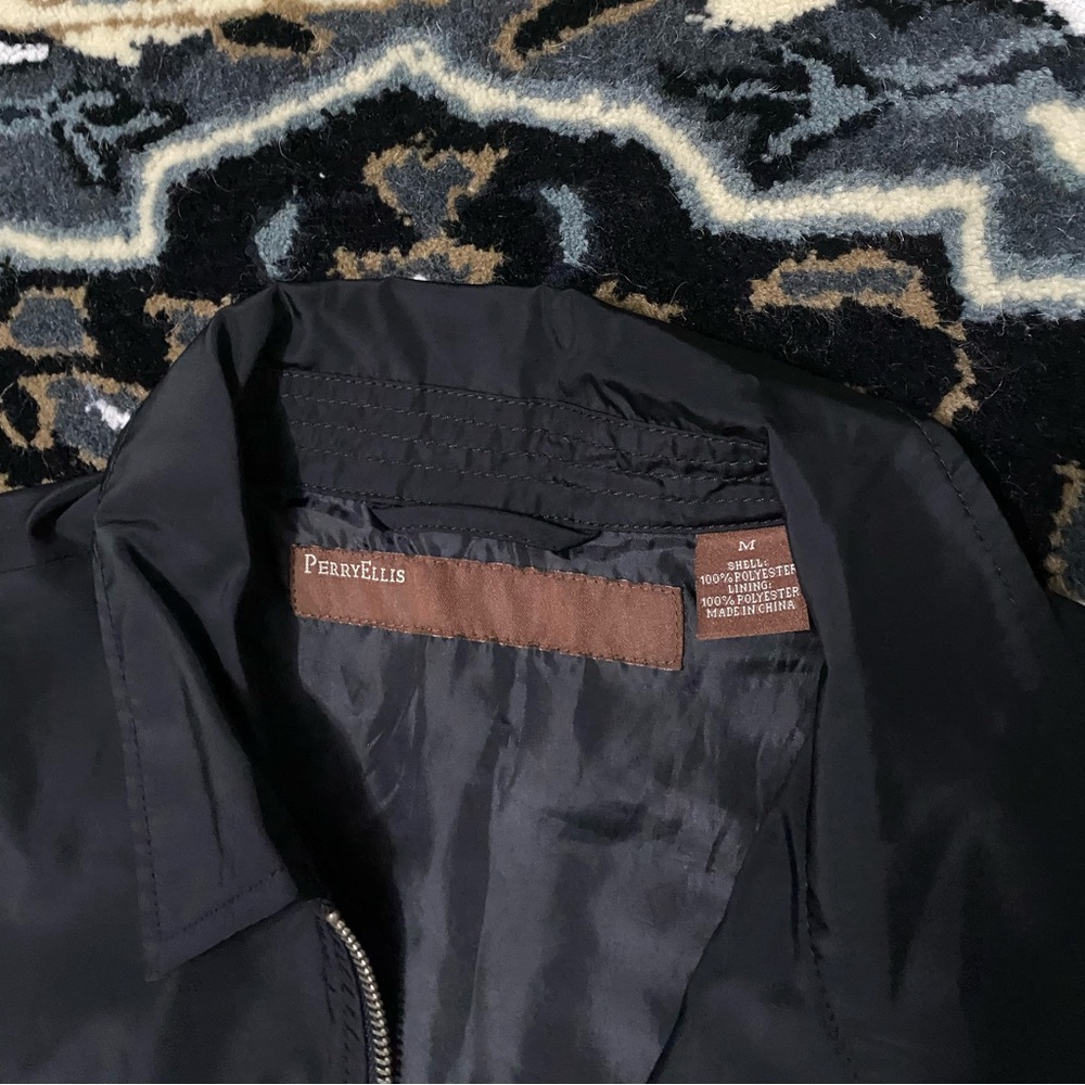 Perry Ellis Nylon Jacket - Picture 2 of 4